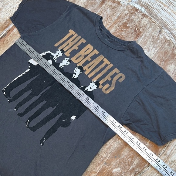 2012 The Beatles Gray Rock Band Apple T Shirt Men's, Size XL - Picture 2 of 5